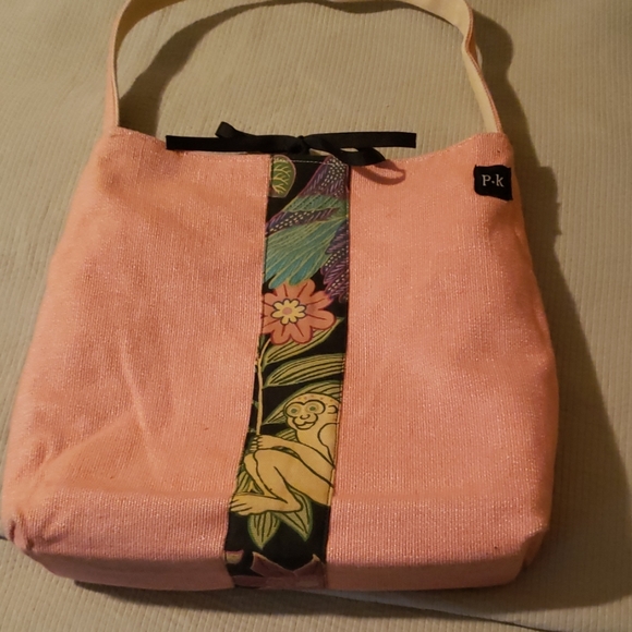 Handbag - Picture 3 of 4